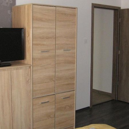 Апартаменти Hz Apartman Мішкольц Екстер'єр фото