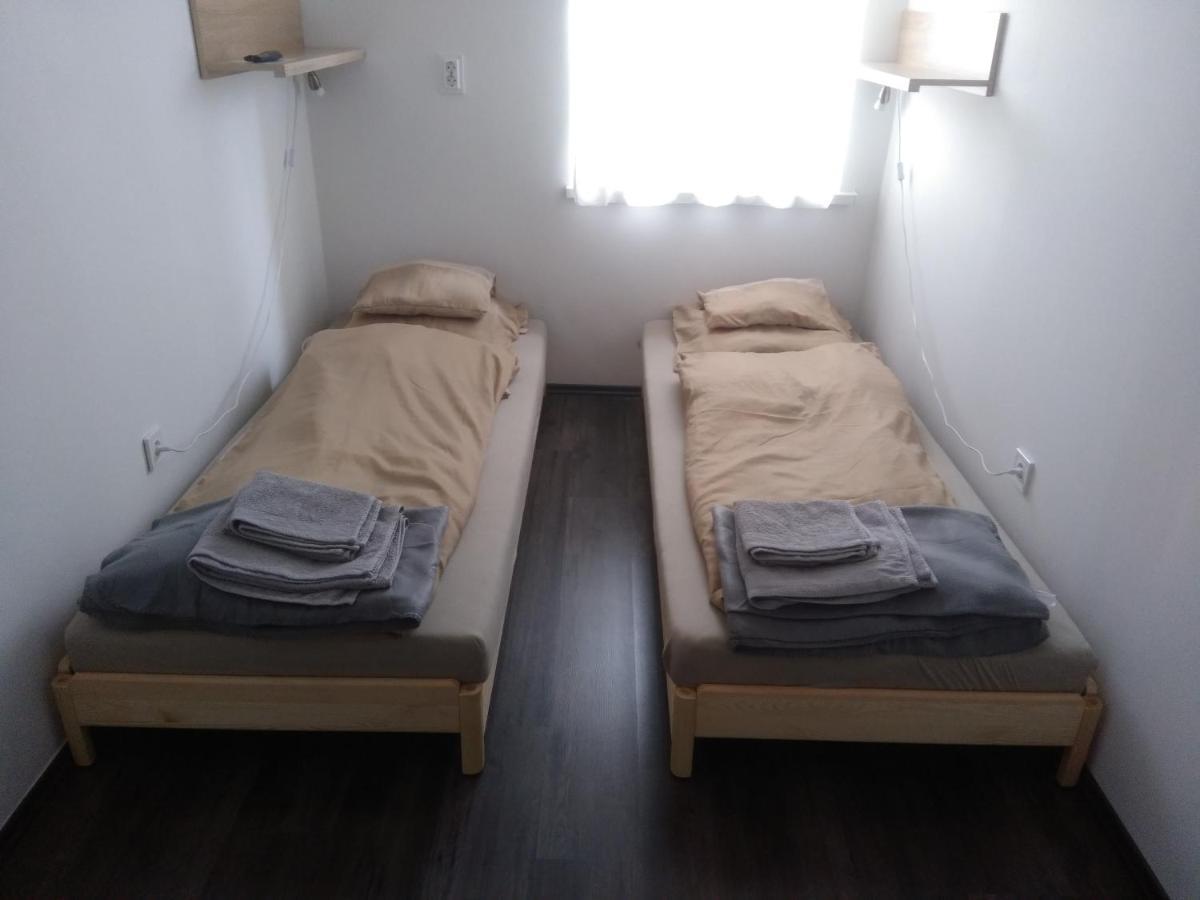 Апартаменти Hz Apartman Мішкольц Екстер'єр фото